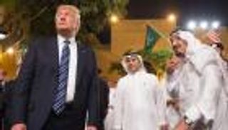 الملك سلمان يُهاتف ترامب ويبحثان أحداث المنطقة والعالم