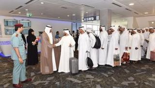 جانب من وصول بعثة الحج