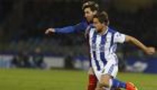 مدافع سوسيداد يوضح موقفه من تعثر انتقاله لبرشلونة