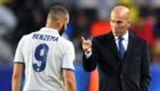 بنزيمة: زيدان ليس محظوظا.. ودائما ما ينصحني