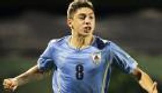 كافاني يشيد بموهبة أوروجواي