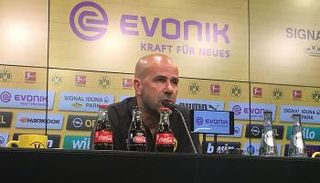 بيتر بوش في المؤتمر الصحفي