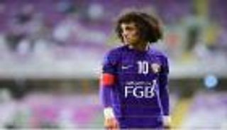 عموري يكشف موعد عودته وحقيقة عروض أوروبا