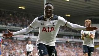 وانياما يغيب عن توتنهام لأسابيع بسبب اصابة في الركبة