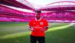 جابيجول فضل عرض بنفيكا "الضعيف" على 12 ناديا