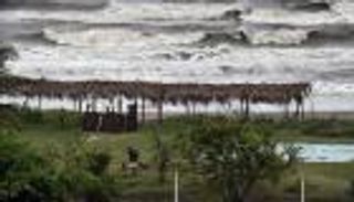 بالصور.. الإعصار "كاتيا" يتحول لعاصفة في المكسيك