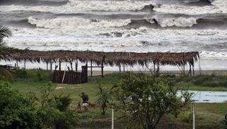 كاتيا يصل إلى اليابسة في المكسيك - الفرنسية