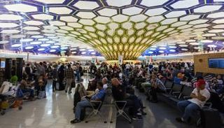 مطار أبوظبي- أرشيف