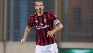 بونوتشي يصف هزيمة ميلان أمام لاتسيو بـ "الصفعة"