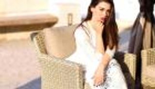 بالصور..مشاهير العرب ضمن قائمة أجمل وجوه العالم 2017