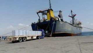 مساعدات طبية إماراتية لأبناء اليمن 