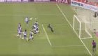 الشريف: هدف الهلال الأول من تسلل واضح