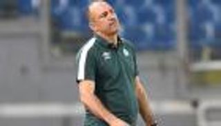 شابيكوينسي يطيح بمدربه بعد شهرين من تعيينه