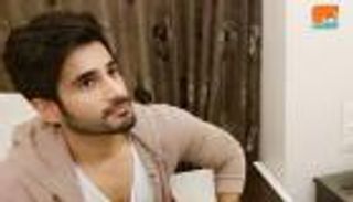 الهندي كاران تاكر لـ"بوابة العين": أنتظر مقابلة شاروخان ثانية