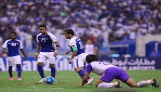 الهلال والعين