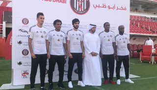 الجزيرة يقدم لاعبيه الجدد 