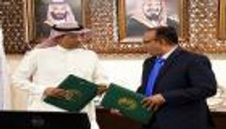 مركز الملك سلمان للإغاثة يوقع عقودا لعلاج 650 مصابا يمنيا