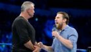 دانيال براين يوقف رئيسه شين ماكمان عن العمل