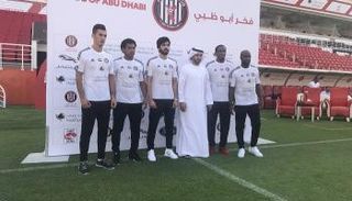 الجزيرة يقدم لاعبيه الجدد