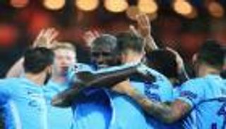 السيتي يكتسح فينورد في عقر داره