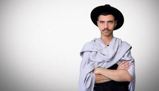 مهند كوجاك مصمم أزياء مصري