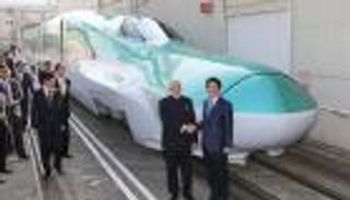 الهند تدشن أول مشروع لقطار بالغ السرعة بتكنولوجيا يابانية