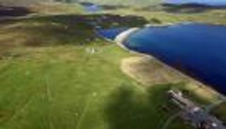 جزيرة لم يسكنها أحد منذ 80 عاما للبيع بـ600 ألف إسترليني