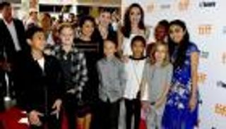 أنجلينا جولي: انفصالي عن براد بيت زادني قوة