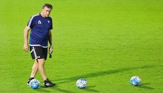 باوزا مدرب المنتخب السعودي 