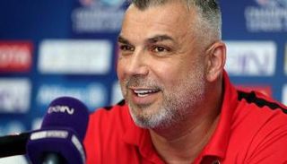 كوزمين مدرب شباب الأهلي دبي