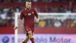 ناينجولان يوضح موقف لاعبي روما من دي فرانشيسكو