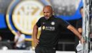 سباليتي يحذر من الغرور قبل مباراة كروتوني 