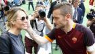 زوجة توتي تعزز احتمالية اتجاهه للتدريب