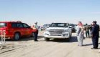 الأمن القطري يعتقل متضامنين مع شيخ "آل مرة" بالدوحة ويزيل خيامهم