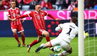 روبين يسجل هدفا بقدمه اليمنى في فوز سهل لبايرن