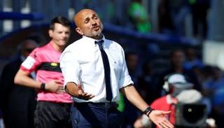 سباليتي يعلق على حركته "المستفزة" أمام كروتوني