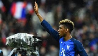 تغريم لاعب منتخب فرنسا بسبب العنف المنزلي