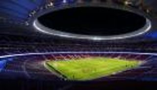 برشلونة يهنئ أتلتيكو على ملعبه الجديد