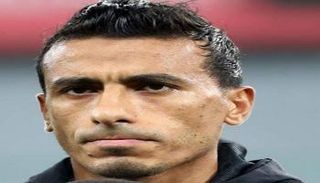 لاعب الأهلي