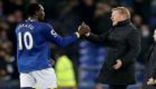 كومان يعترف بفشل التعاقد مع بديل للوكاكو