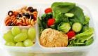 اللانش بوكس يتحدى الساندويتشات بوجبات صحية