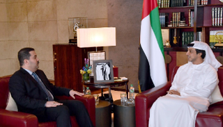 منصور بن زايد يستقبل وفدا اقتصاديا عراقيا