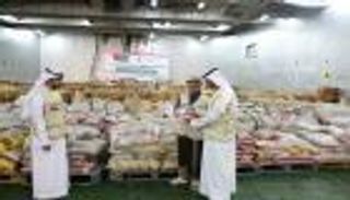 سفينة مساعدات إماراتية لأهل اليمن تصل المكلا