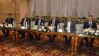 رئيس الأركان المصري الفريق محمود حجازي أثناء الاجتماع