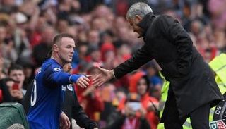 مورينيو: روني سيعود مجدداً لأولد ترافورد