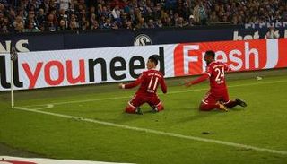 جيمس يحتفل بأولى أهدافه مع بايرن