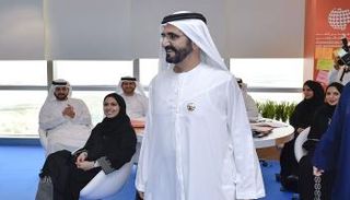 الشيخ محمد بن راشد يلتقي منتسبي دبلوم الابتكار