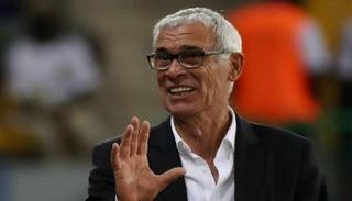 مدرب مصر يستدعي لاعبا جديدا استعدادا للكونغو