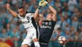 جريميو وبرشلونة يتأهلان إلى نصف نهائي كأس ليبرتادوريس