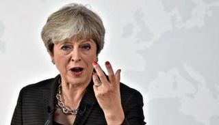 تيريزا ماي خلال خطابها فى فلورنسا - أ. ف. ب